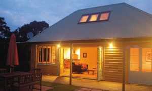 Coromandel Colonial Cottages Motel