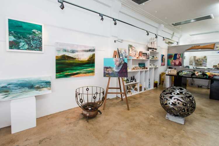 Mikklesen Gallery v2