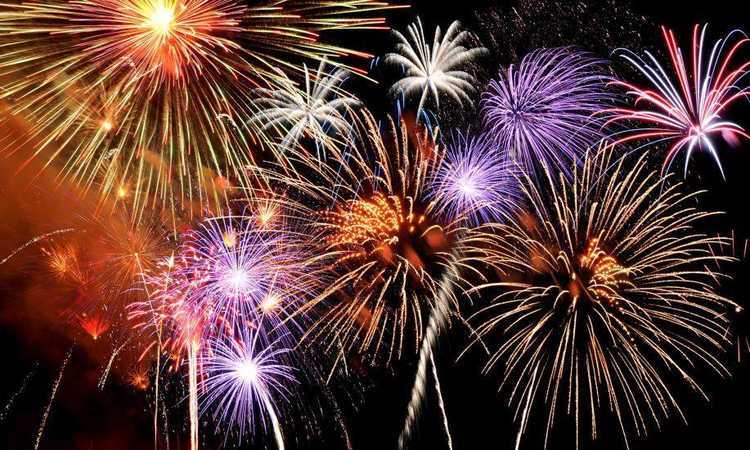 pauanui tairua new years eve fireworks display the coromandel