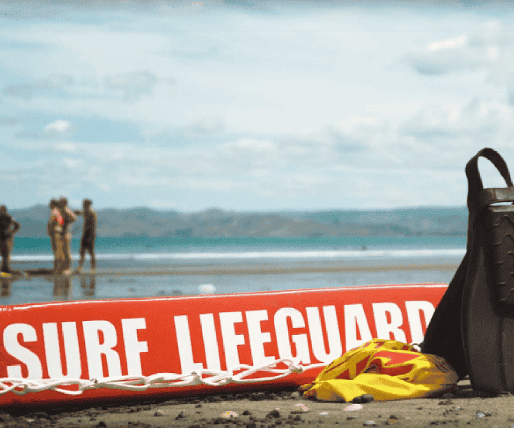 Surf Lifeguards FocusFillWzYwMCw1MDAsIngiLDUyXQ