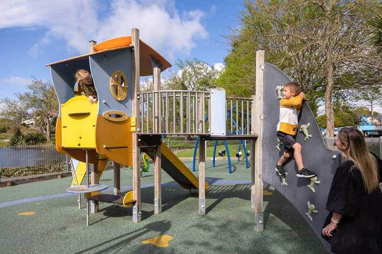 Gilmore Park Playground