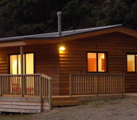 Self Contained Kiwi Bush Lodge