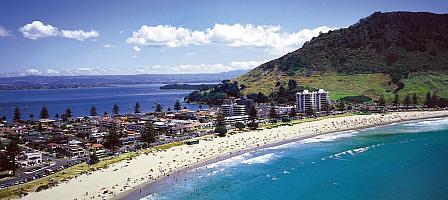 Mount Manganui main beach